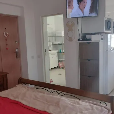 La Julia * コスティネシュティ